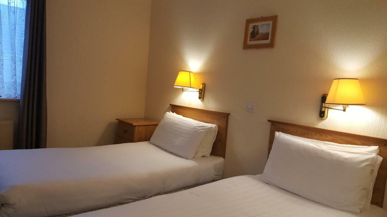 مولاغمور The Beach Hotel المظهر الخارجي الصورة